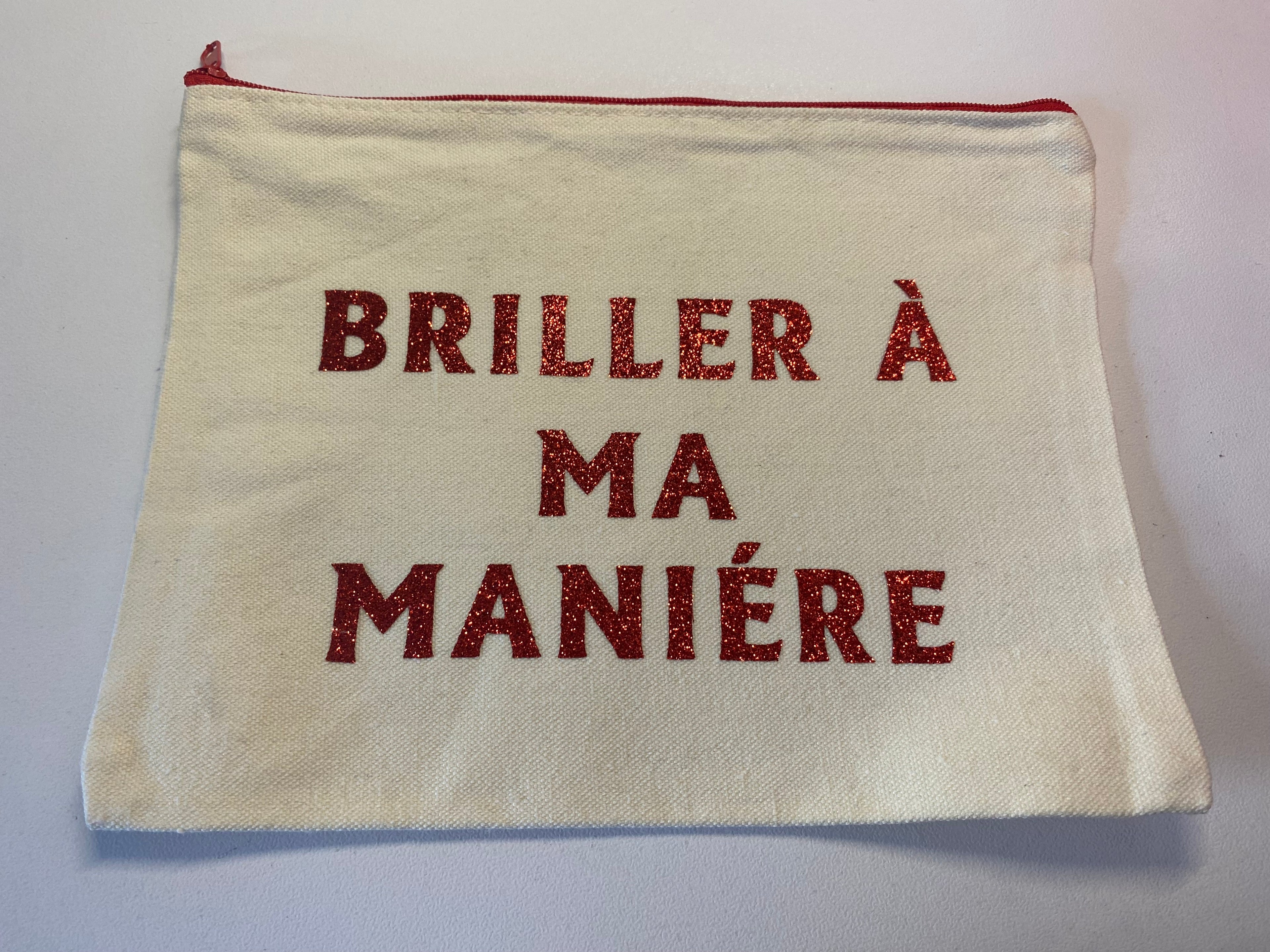 La Pochette live :  BRILLER A MA MANIERE rouge a paillettes