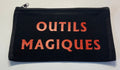La Pochette live noir :  Outils magiques en rouge