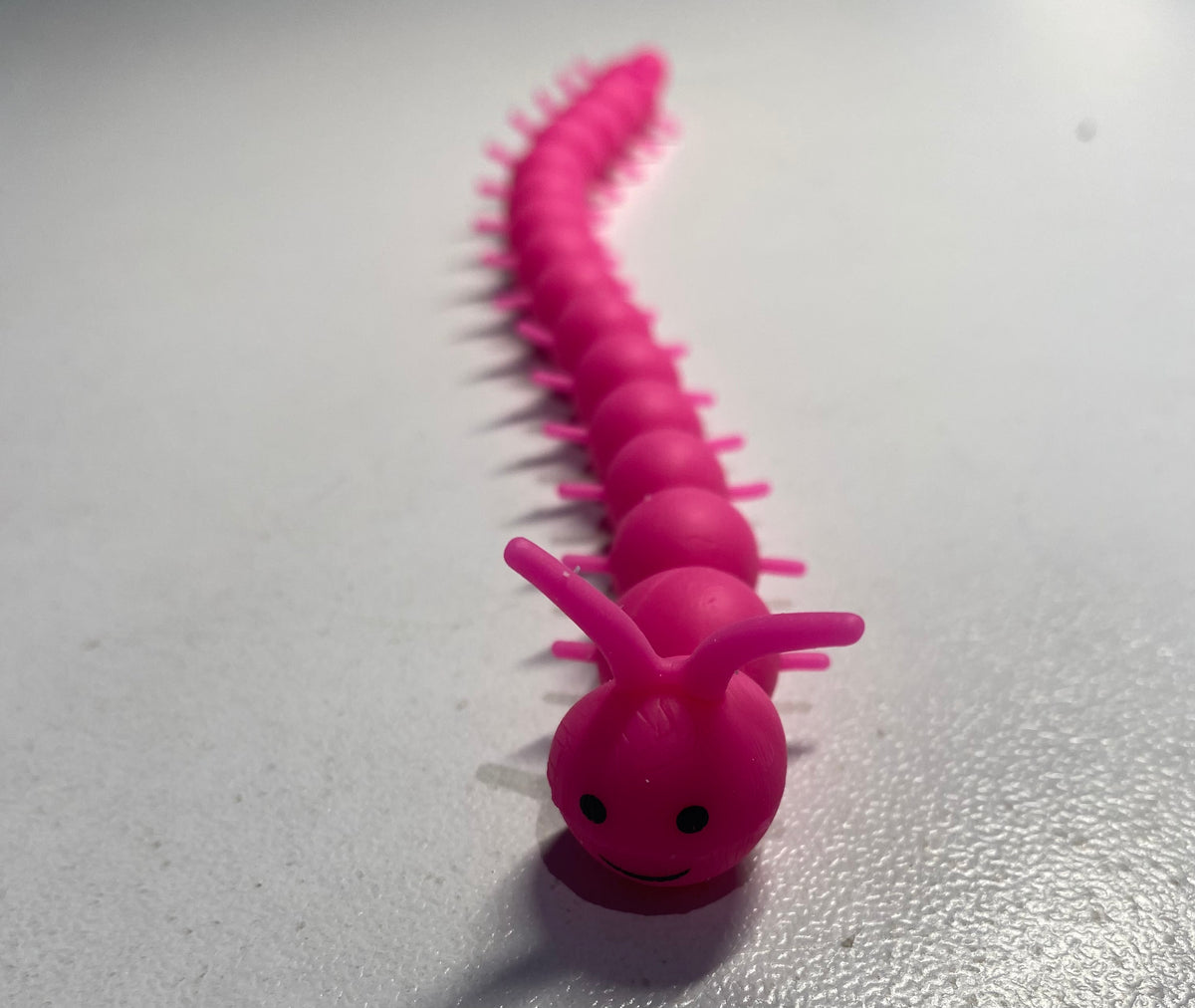 Bracelet élastique sensoriel 1000 pattes – Discret & manipulable