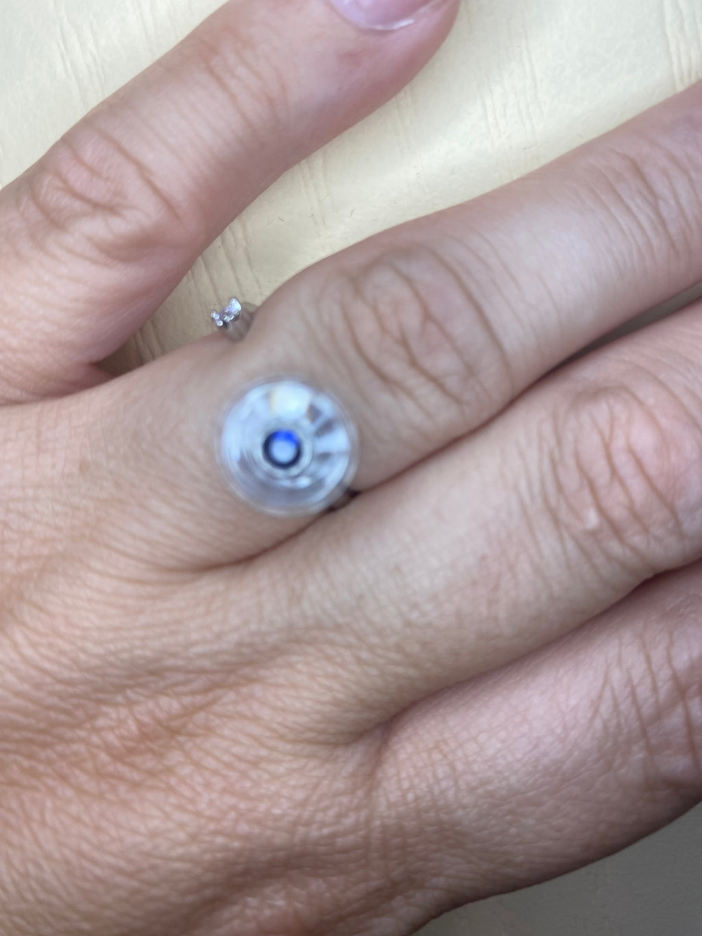 Bague fleur argentée cœur bleu pivotant anti-stress ajustable