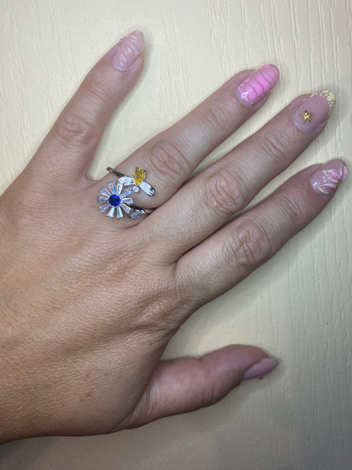 Bague fleur cœur bleu pivotant et insecte jeune&nbsp; pivotante anti-stress ajustable