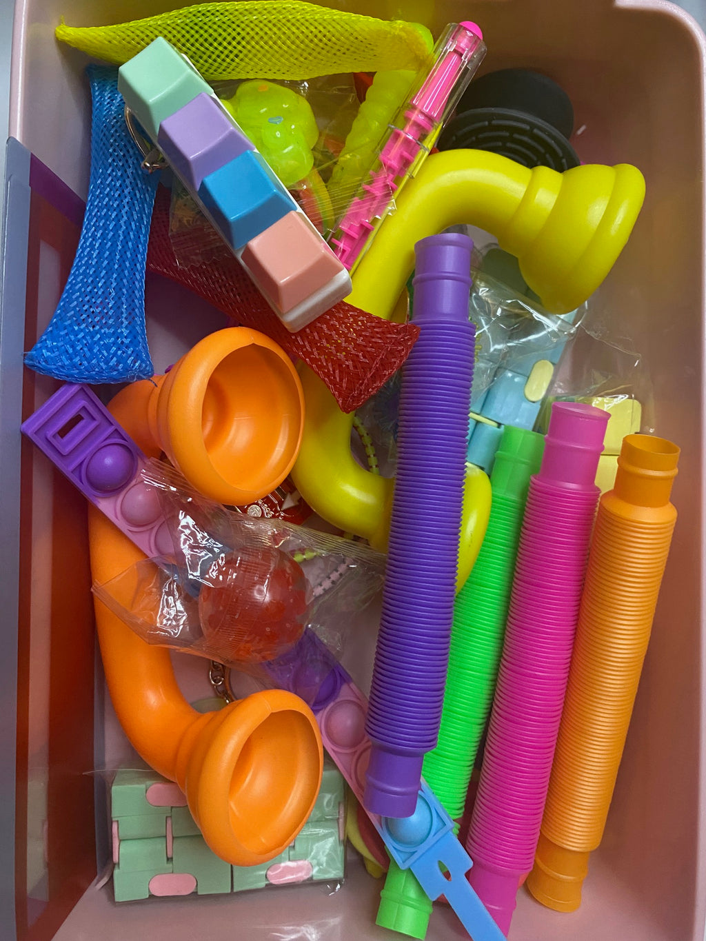 La Pochette Medium - 10 Fidgets au choix en live