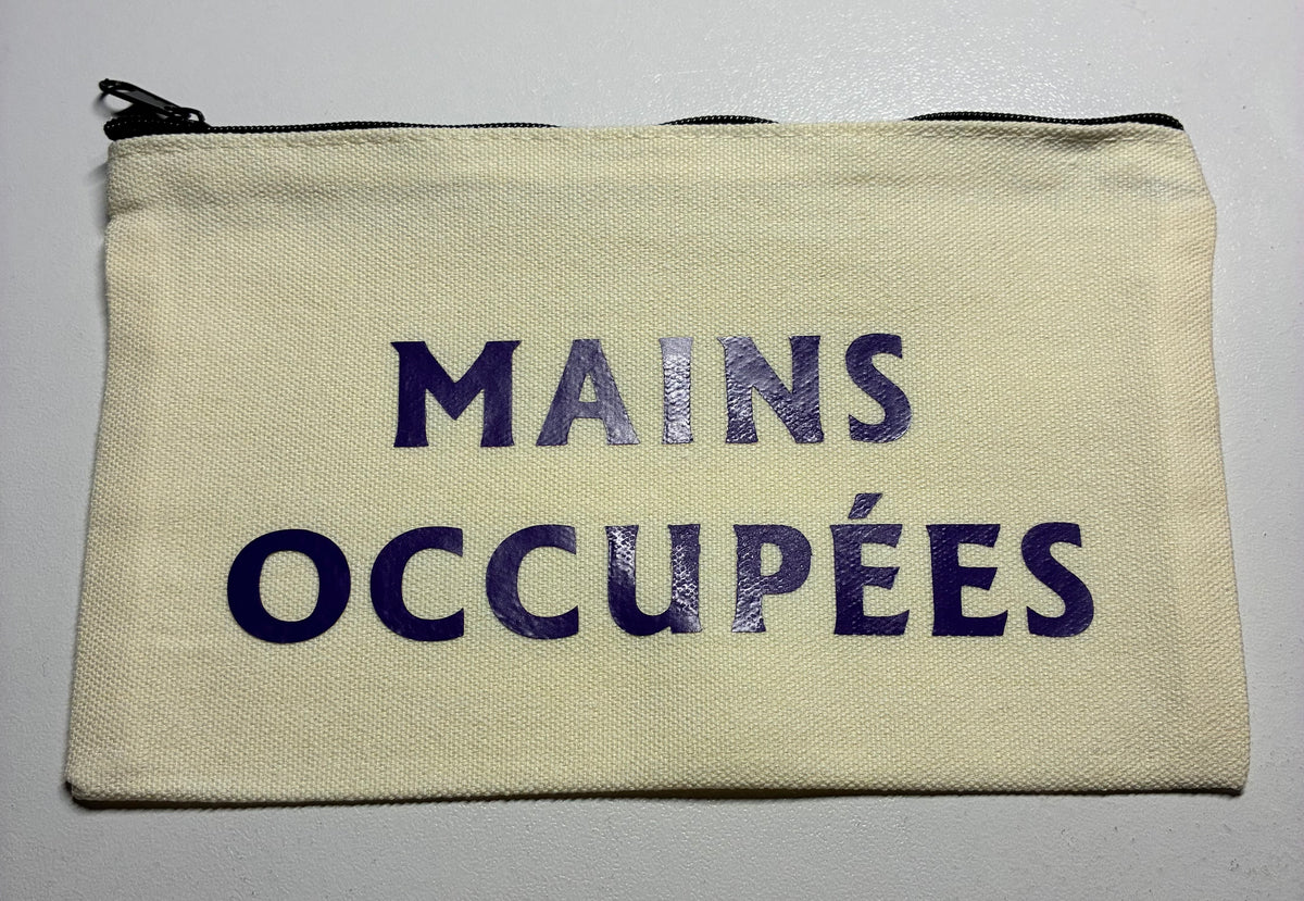 La Pochette live blanche : Mains occupées esprit leger en violet